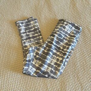 Athleta elation capri tie dye